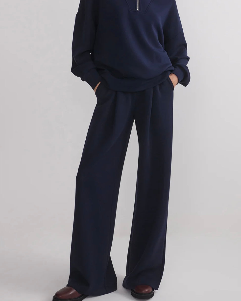 The Extra Wide Leg Pant 29.5" - Navy