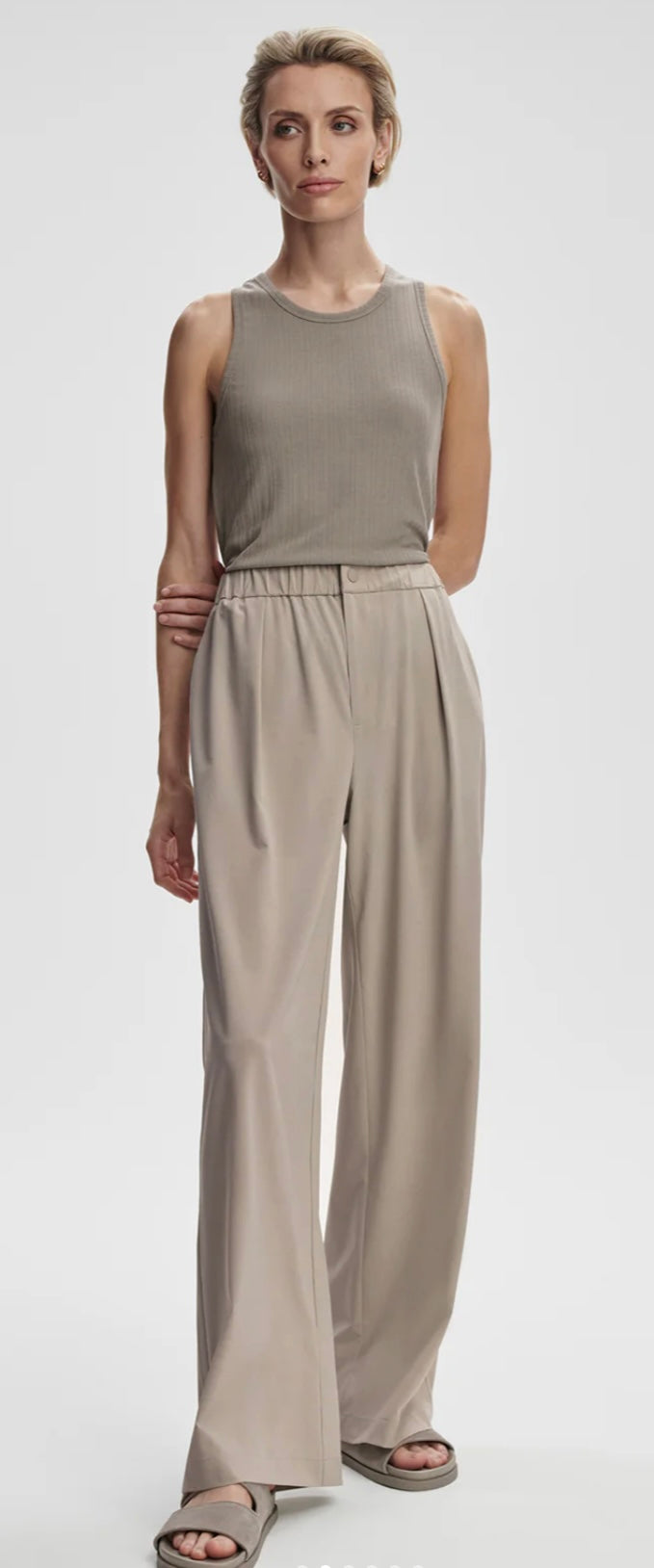 Kayson Wide Leg Pant 29.5” - Simply Taupe