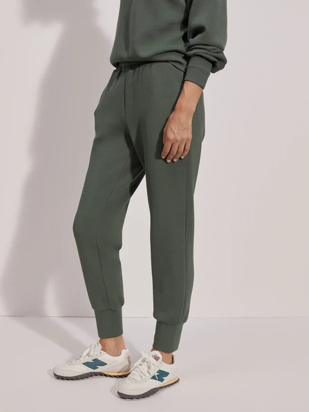 The Slim Cuff Pant 25” - Cilantro