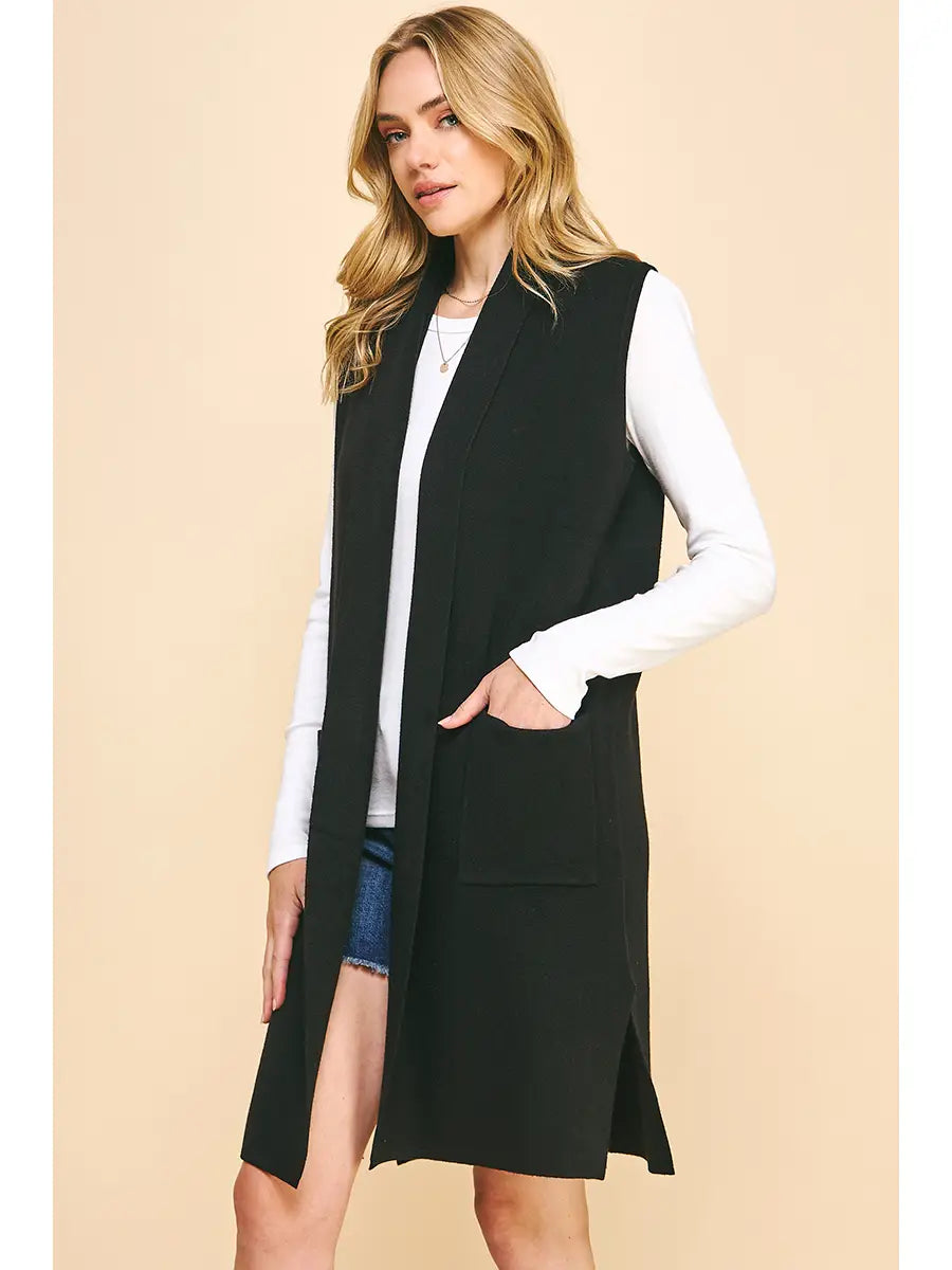 Sleeveless Knitted Cardigan in Black