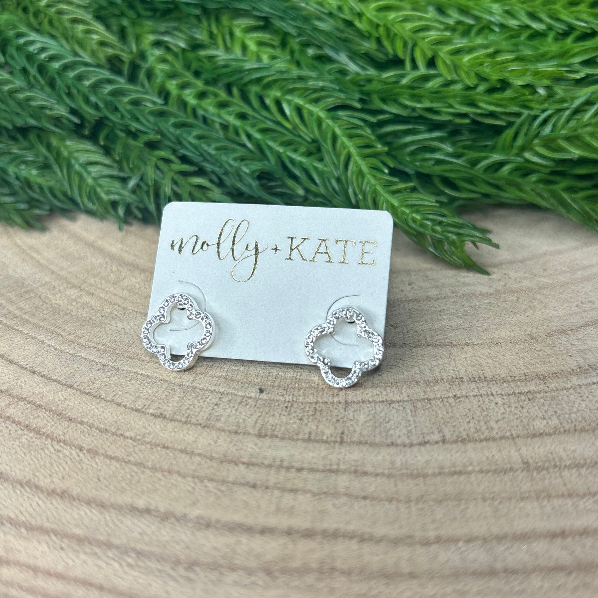 Cutout Quatrefoil Studs