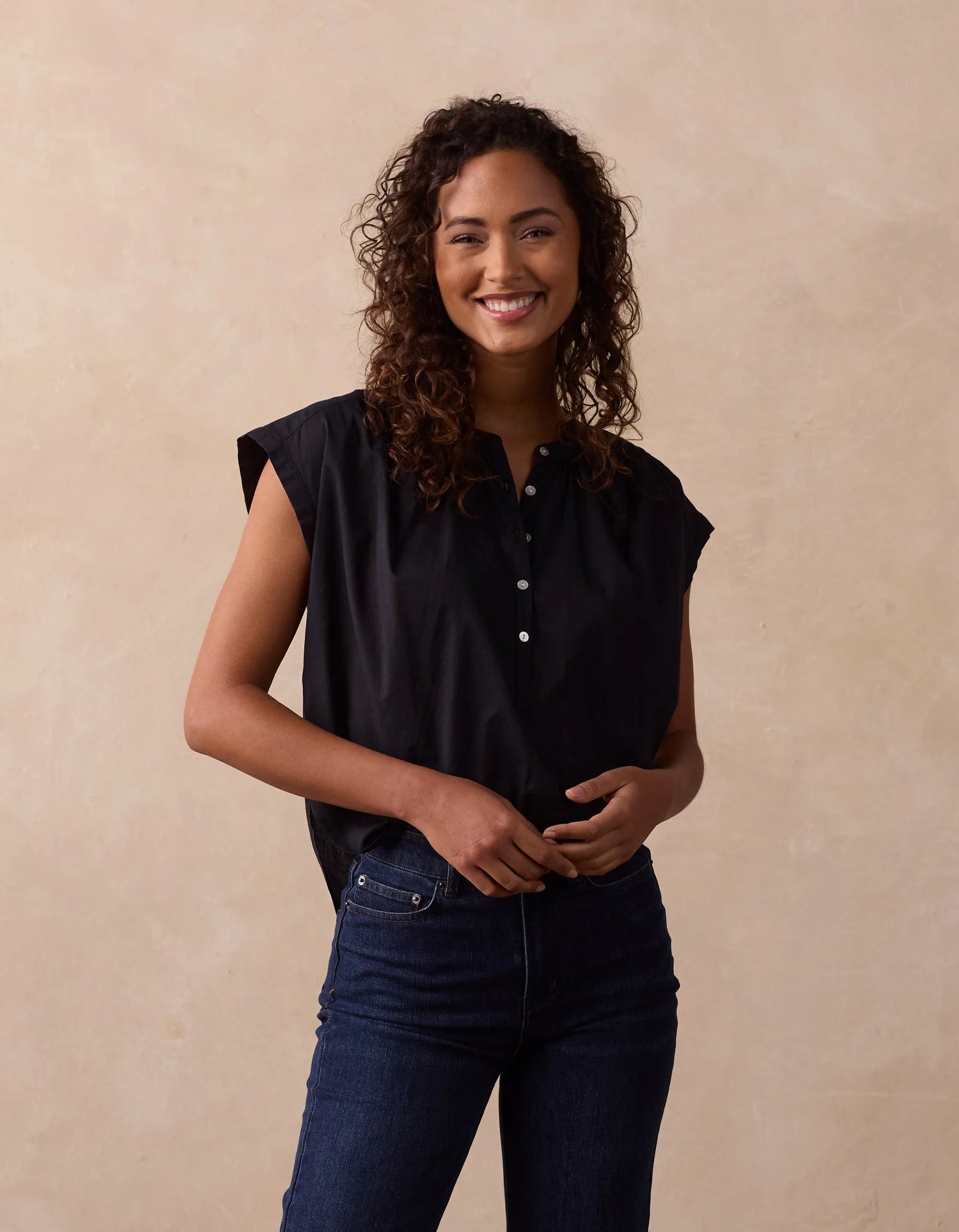 Featherweight Short Sleeve Blouse - Black